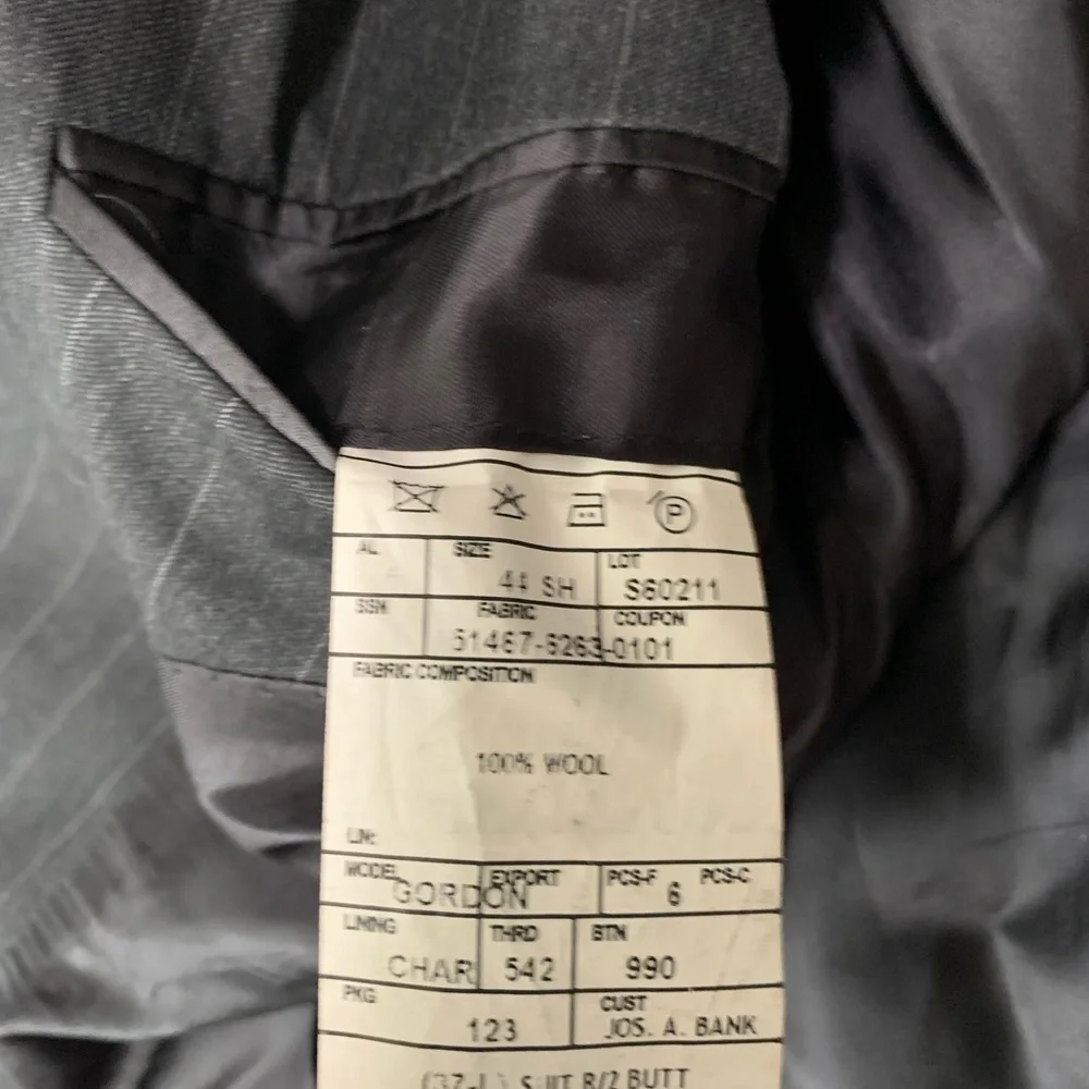 Jos A Bank Signature Collection Mens Sport Blazer Gray Striped‎ Wool Jacket 44S